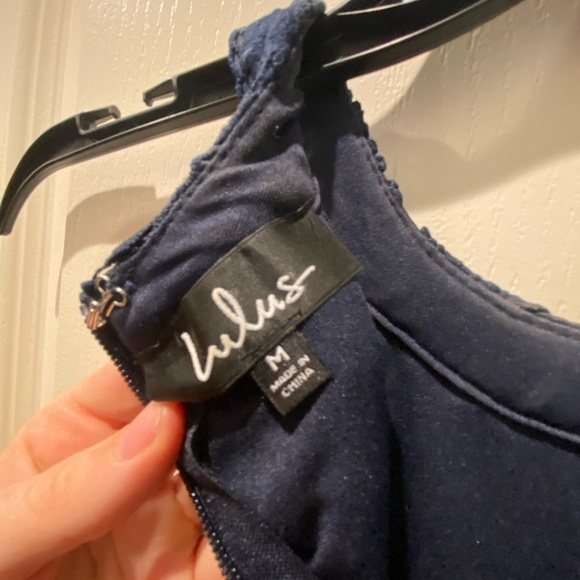Lulus navy lace dress - Picture 3 of 4